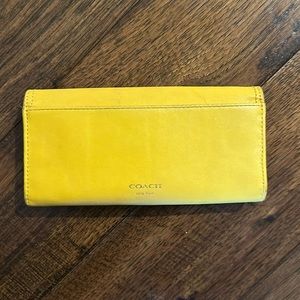 Coach yellow mustard leather wallet - excellent condition